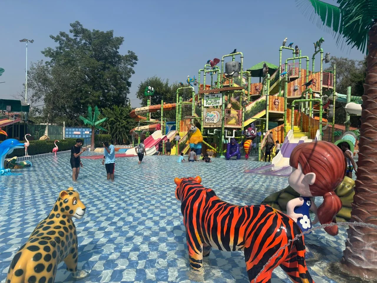 PICNIC FOR OUR SENIOR STUDENTS ON 14th OCTOBER  2025 AT FUN N FOOD VILLAGE
